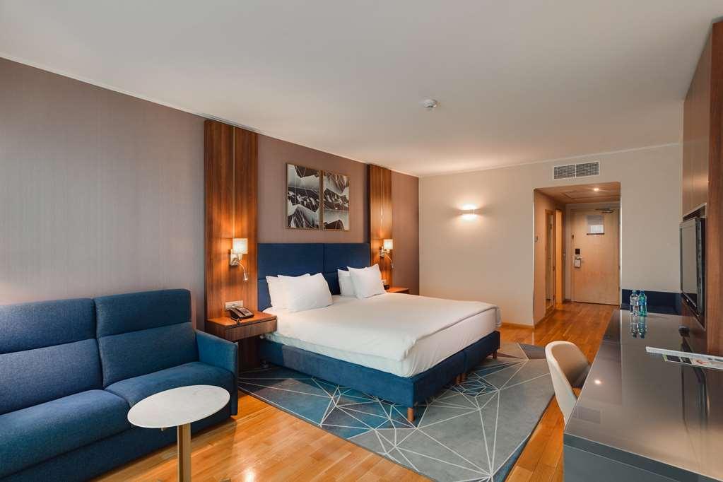 Doubletree By Hilton Hotel Cluj - City Plaza Phòng bức ảnh
