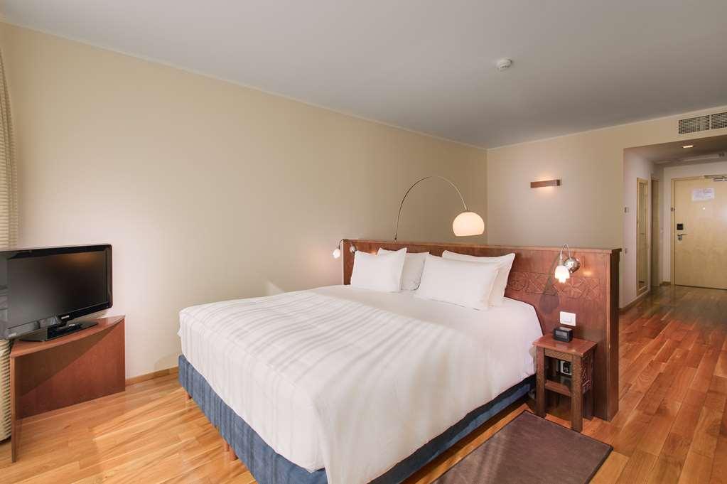 Doubletree By Hilton Hotel Cluj - City Plaza Phòng bức ảnh